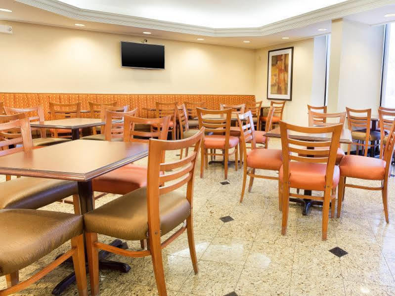 Drury Inn & Suites Terre Haute Zewnętrze zdjęcie